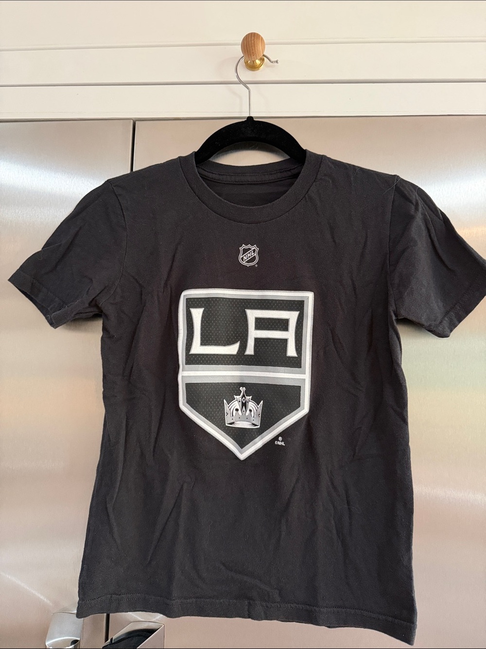 LA Kings Kids tee Size Small #22 Lewis